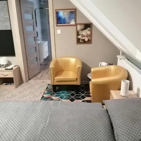 Pietro * Oravsky Podzamok